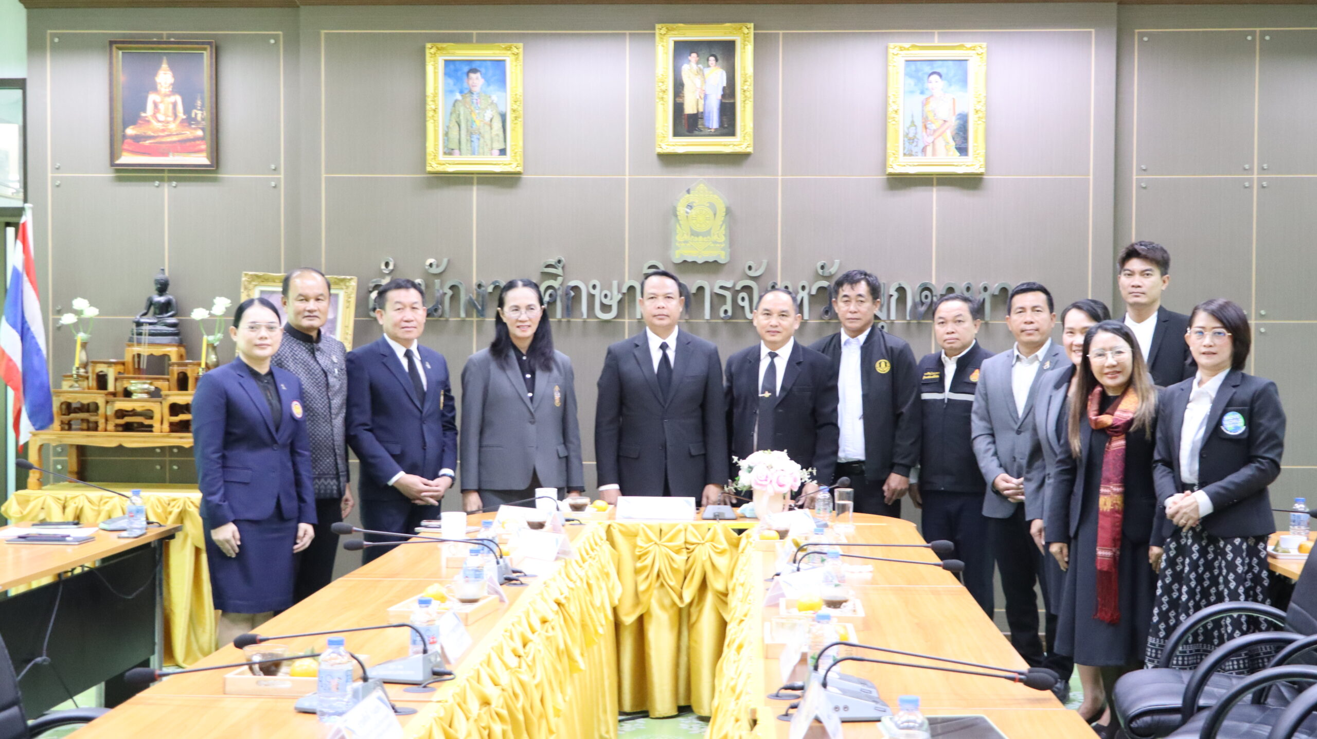 สพม.มุกดาหาร ร่วมต้อนรับผู้ตรวจราชการกระทรวงศึกษาธิการภาค 11 ลงพื้นที่ตรวจเยี่ยมและประชุมรับทราบนโยบายการขับเคลื่อนการศึกษาประจำปีงบประมาณ พ.ศ. 2569