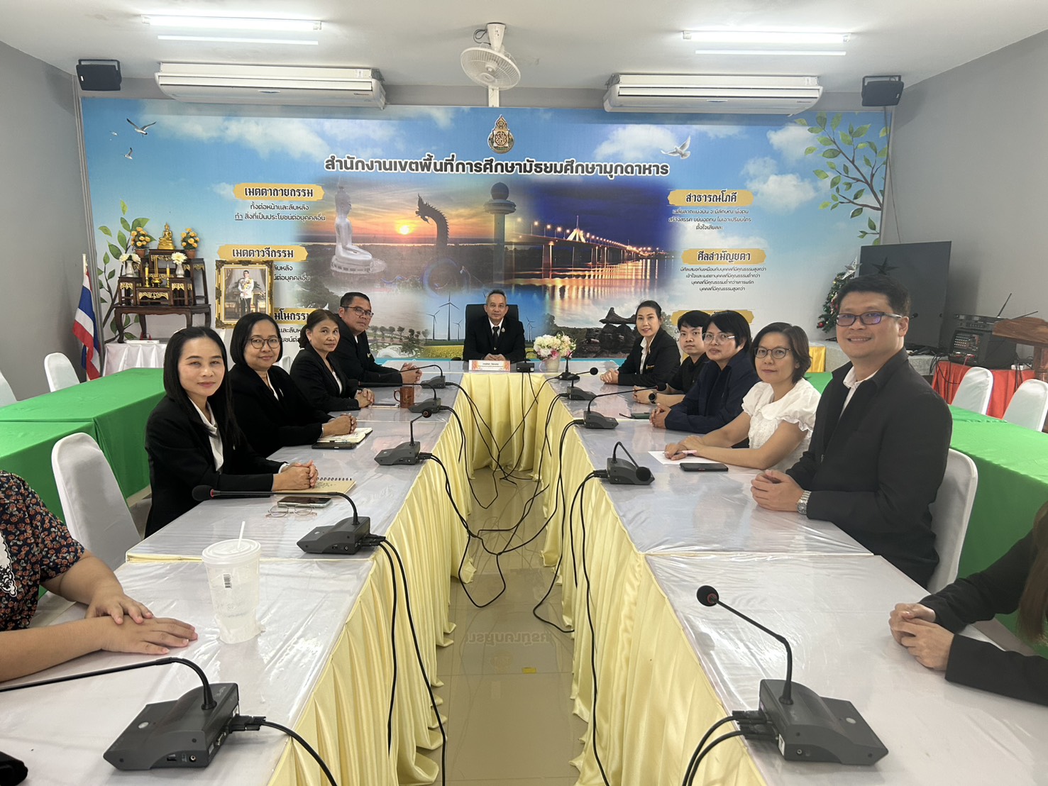 สพม.มุกดาหาร ร่วมรับชมรายการ “คลินิก สพฐ.” ประจำปีงบประมาณ พ.ศ. 2569 ครั้งที่ 5