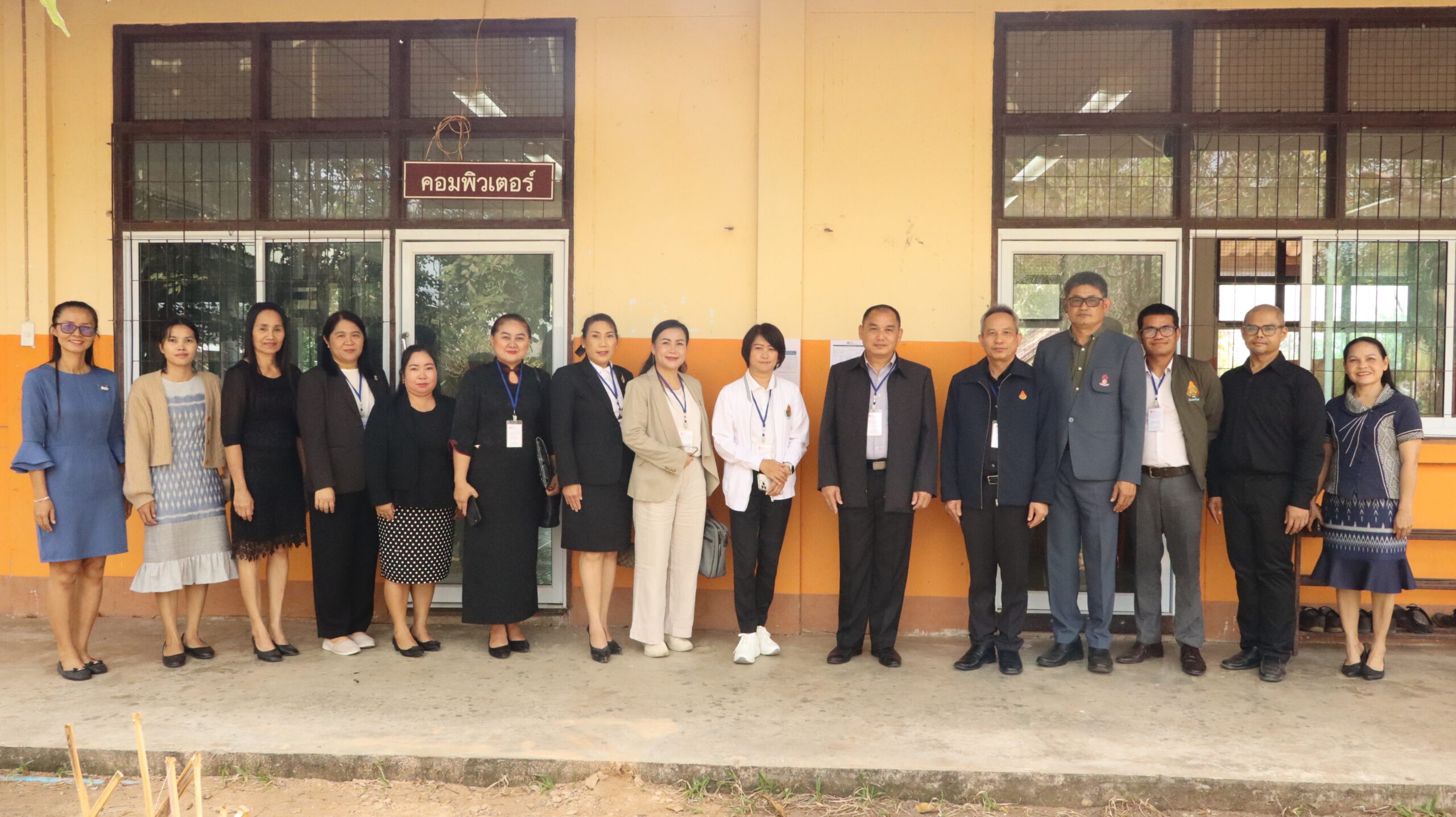 สพม.มุกดาหาร ลงพื้นที่สนามสอบ การทดสอบทางการศึกษาระดับชาติขั้นพื้นฐาน (O-NET) ระดับชั้นมัธยมศึกษาปีที่ 6 ปีการศึกษา 2568 ด้วยระบบดิจิทัล