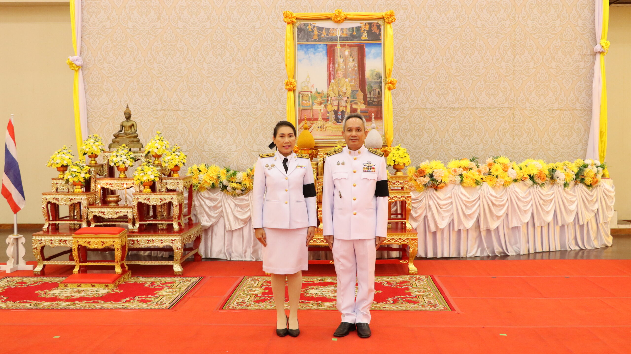 พิธีมอบหนังสือสารานุกรมไทยสำหรับเยาวชน โดยพระราชประสงค์ในพระบาทสมเด็จพระบรมชนกาธิเบศร มหาภูมิพลอดุลยเดชมหาราช บรมนาถบพิตร เล่ม 45 ฉบับพระราชทาน