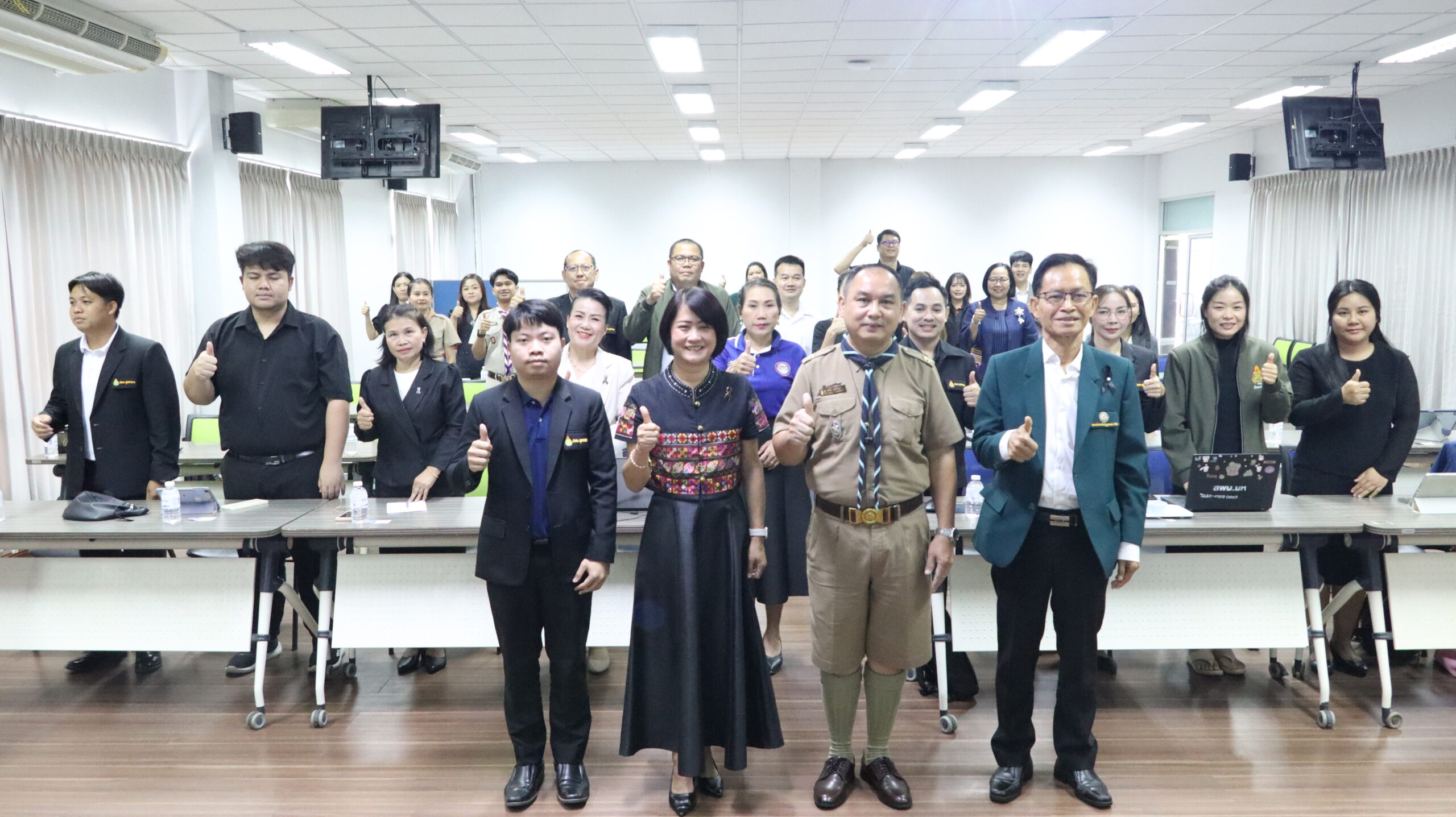 โครงการอบรมเชิงปฏิบัติการเสริมสร้างองค์ความรู้และทักษะด้านเทคโนโลยีที่ทันสมัย (AI)