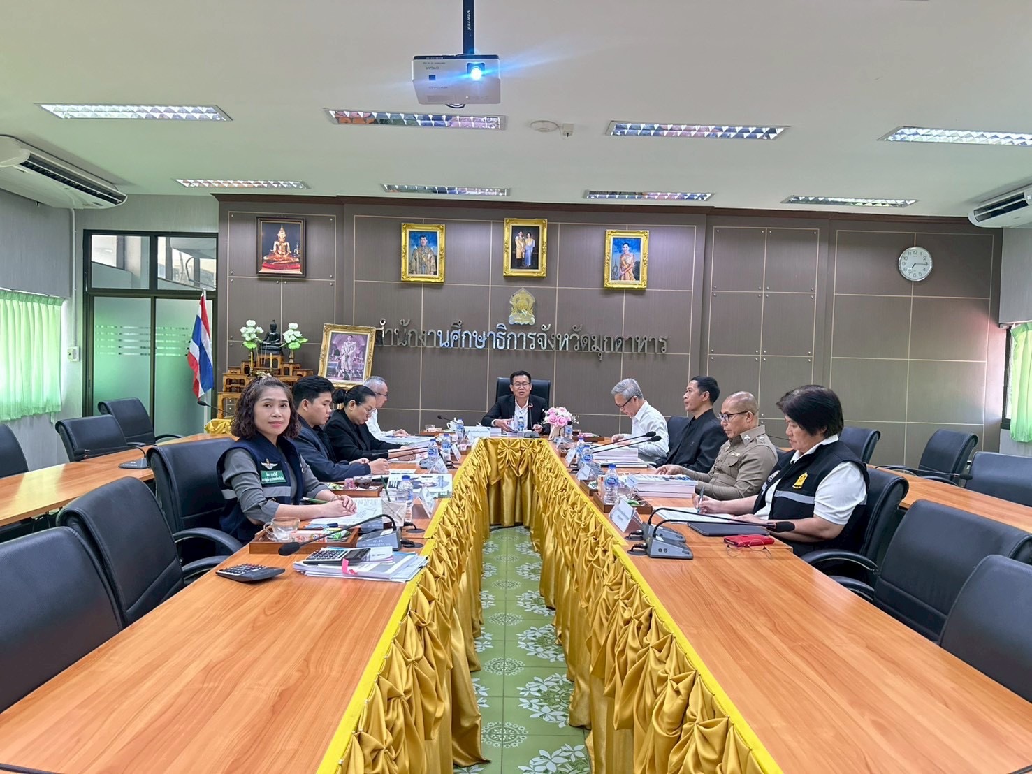 การประชุมคณะกรรมการคัดเลือกรางวัลเชิดชูเกียรติพนักงานเจ้าหน้าที่ส่งเสริมความประพฤตินักเรียนและนักศึกษากระทรวงศึกษาธิการ  (รางวัลเสมาพิทักษ์) ระดับจังหวัดมุกดาหาร