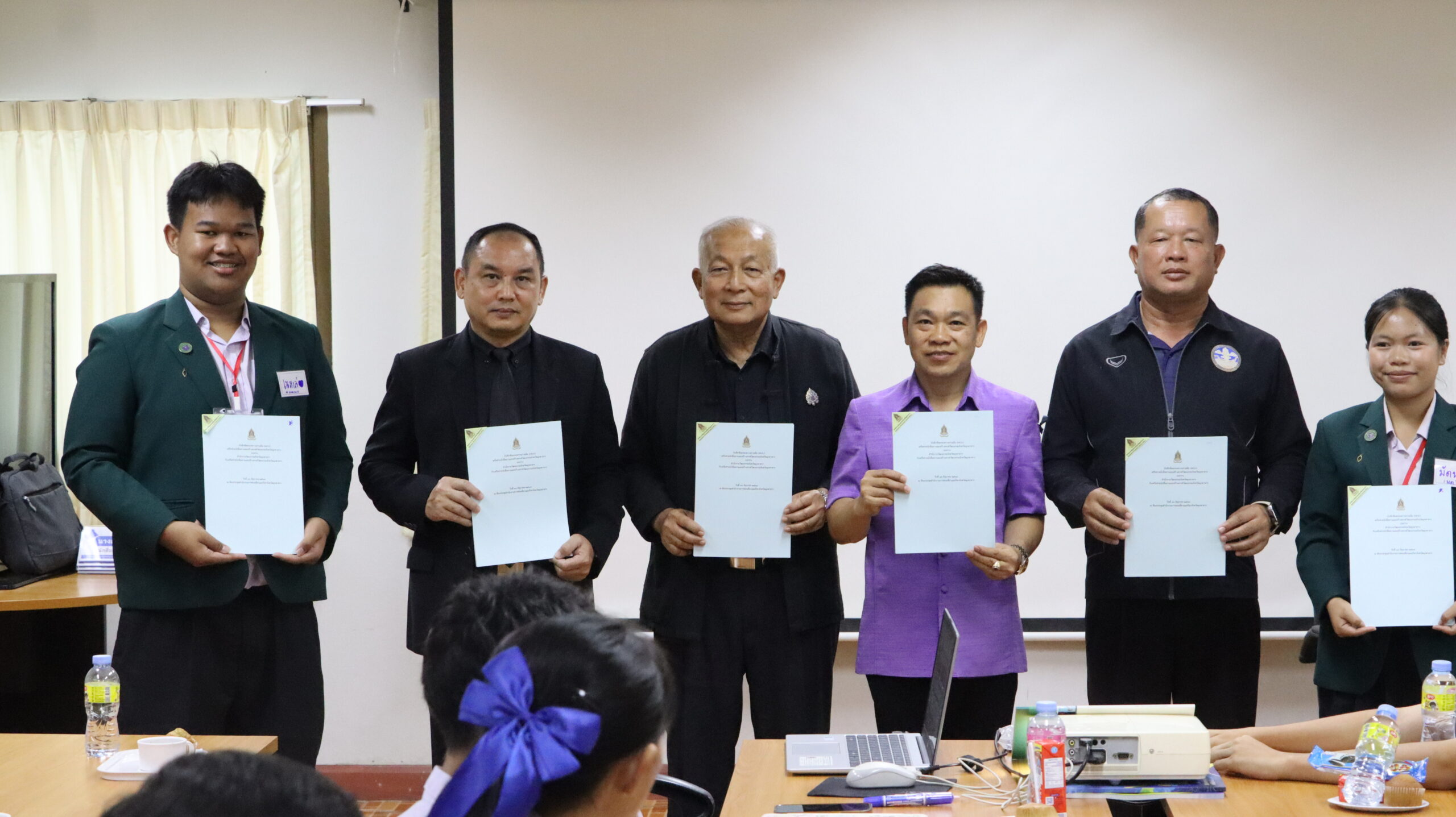 สพม.มุกดาหาร ร่วมเป็นพิธีเปิดกิจกรรมอบรมเชิงปฏิบัติการ “Muk Young Culture Creative”สำนักงานการท่องเที่ยวและกีฬาจังหวัดมุกดาหาร