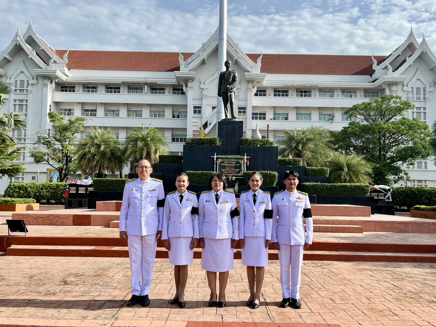 พิธีเจริญพระพุทธมนต์และทำบุญตักบาตรถวายพระกุศล เนื่องในโอกาสฉลองพระชนมายุ 99 พรรษา สมเด็จพระอริยวงศาคตญาณ สมเด็จพระสังฆราชสกลมหาสังฆปริณายก