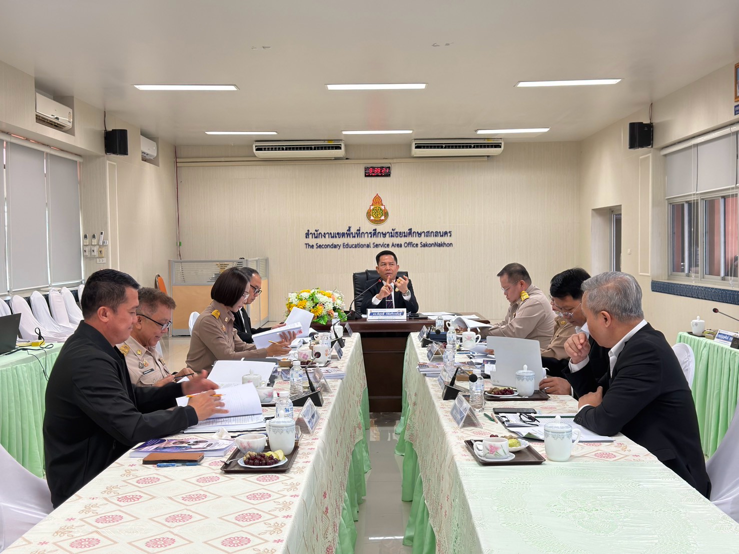 สพม.มุกดาหาร ร่วมประชุมคัดเลือกครูเข้ารับรางวัล “ครูดีในดวงใจ”ครั้งที่ 24 ประจำปี พ.ศ. 2570 ในเขตตรวจราชการที่ 11