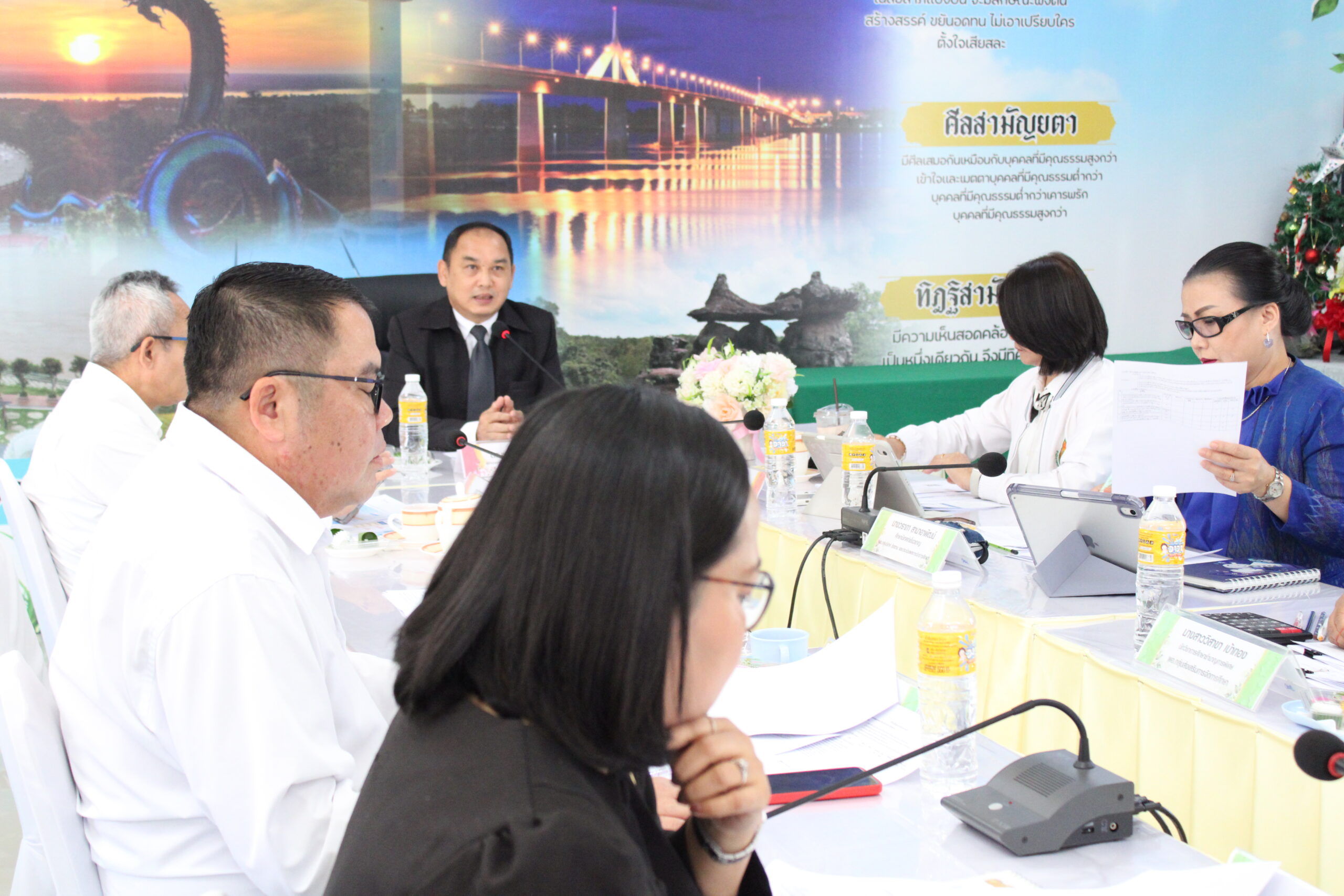 การประชุมพิจารณางบประมาณรายจ่ายประจำปีงบประมาณ พ.ศ. 2570 งบบริหารสำนักงานเขตพื้นที่การศึกษามัธยมศึกษามุกดาหาร